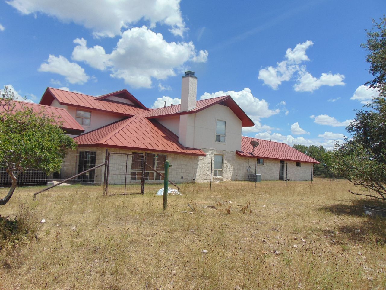 Newly build home with roof in Kerrville